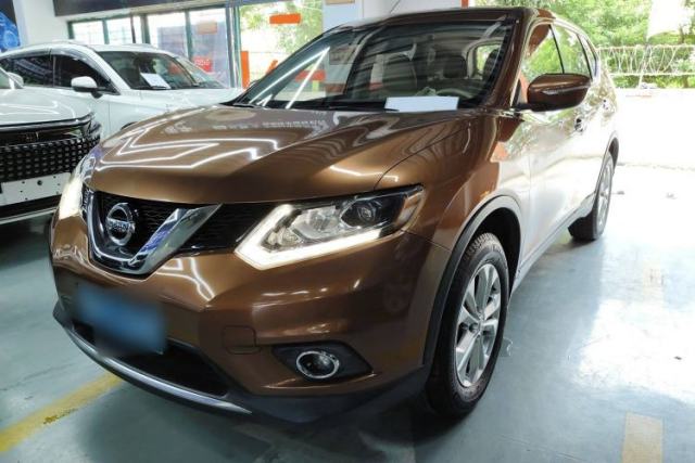 Ojetý Nissan X-Trail 2016 2.0L CVT Smart Enjoyment Version 4WD