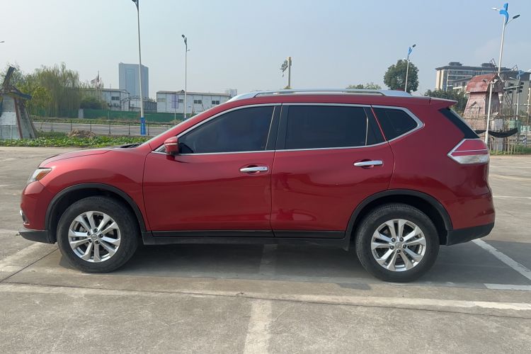 Used Nissan X-Trail 2016 2.5L CVT Sport Edition 4WD Exterior 5