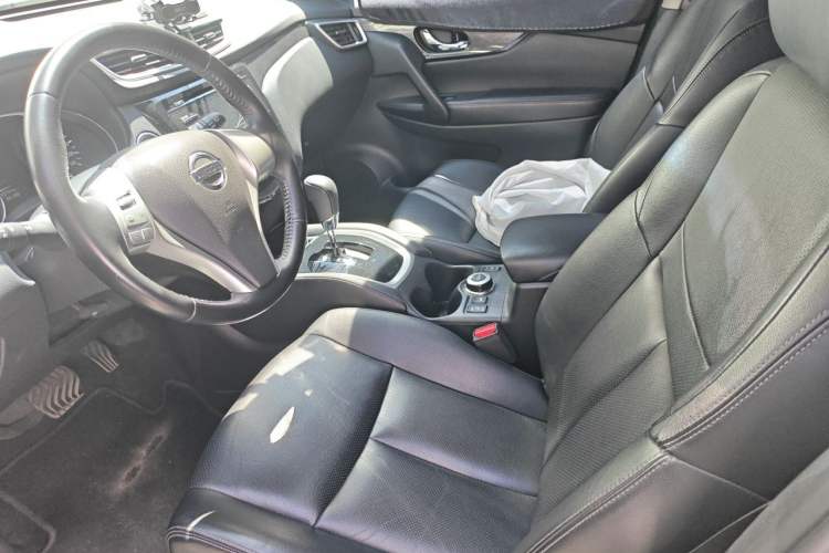 Used Nissan X-Trail 2016 2.5L CVT Sport Edition 4WD Left Front Seat