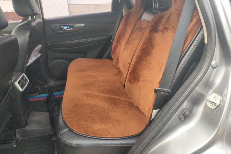 Used Nissan X-Trail 2016 2.5L CVT Sport Edition 4WD Left Rear Seat
