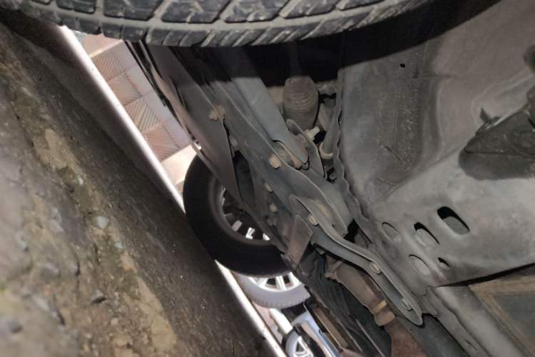 Used Nissan X-Trail 2016 2.0L CVT Smart Enjoyment Version 4WD Chassis Front Left