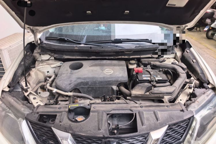 Used Nissan X-Trail 2016 2.5L CVT Sport Edition 4WD Engine Bay