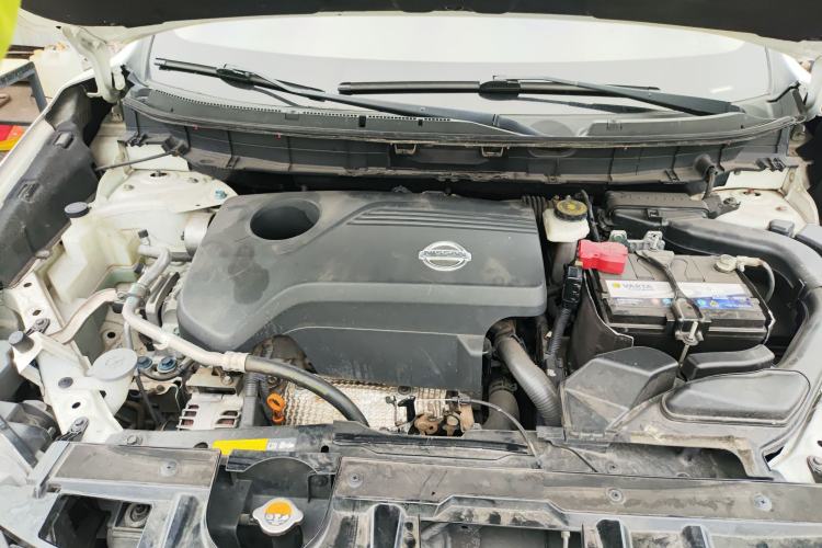 Used Nissan X-Trail 2016 2.5L CVT Sport Edition 4WD Engine Bay