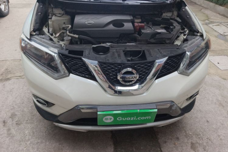 Used Nissan X-Trail 2016 2.0L CVT Smart Enjoyment Version 4WD Engine Bay