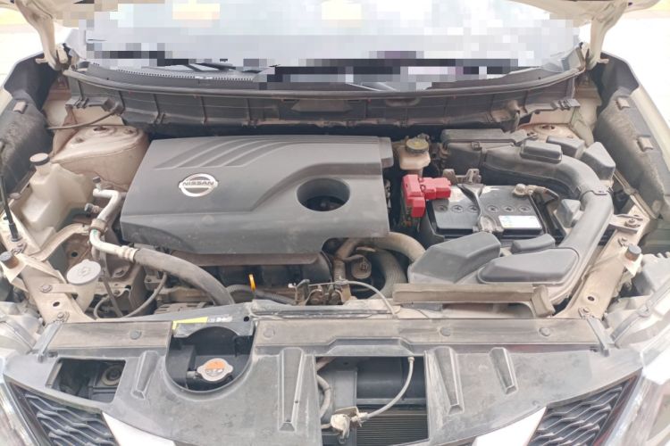 Used Nissan X-Trail 2016 2.0L CVT Smart Enjoyment Version 4WD Engine Bay