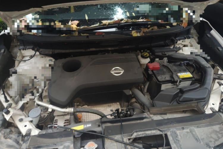 Used Nissan X-Trail 2016 2.5L CVT Sport Edition 4WD Engine Bay