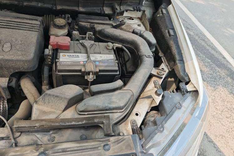 Used Nissan X-Trail 2016 2.5L CVT Sport Edition 4WD Engine Bay Left