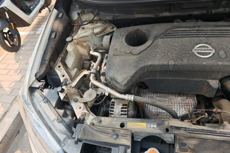 Used Nissan X-Trail 2016 2.5L CVT Sport Edition 4WD Engine Bay Right