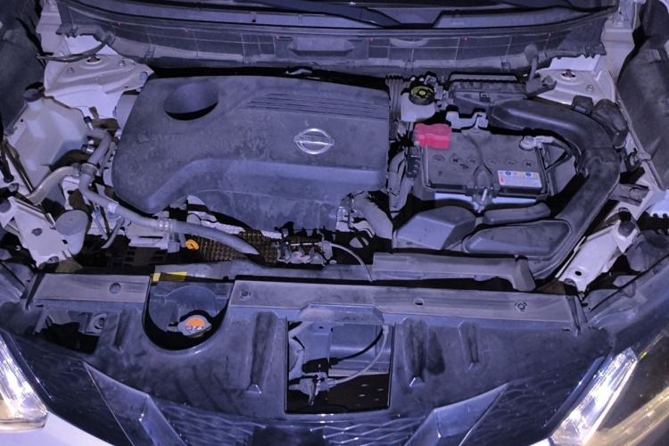 Used Nissan X-Trail 2016 2.5L CVT Sport Edition 4WD Engine Bay