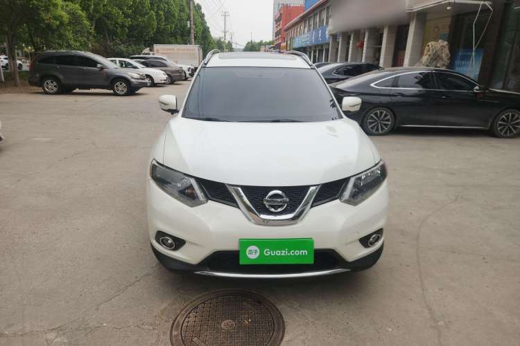 Used Nissan X-Trail 2016 2.0L CVT Smart Enjoyment Version 4WD Exterior 1