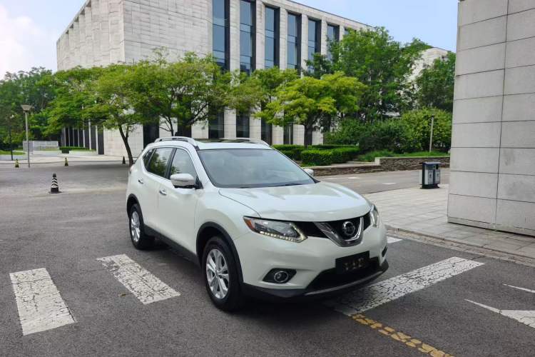 Used Nissan X-Trail 2016 2.5L CVT Sport Edition 4WD Exterior 2