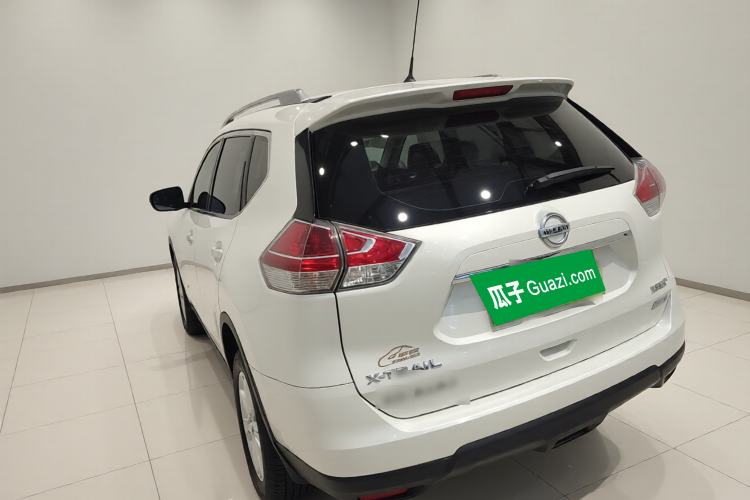 Used Nissan X-Trail 2016 2.5L CVT Sport Edition 4WD Exterior 2