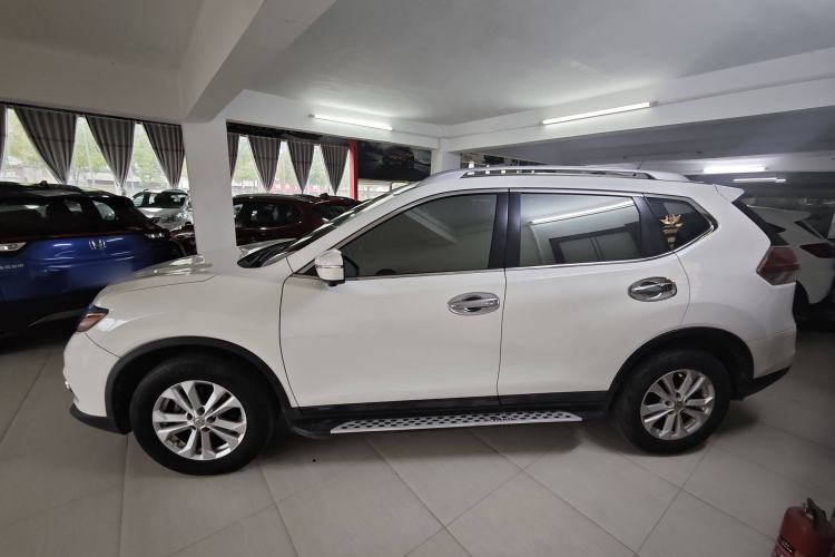 Used Nissan X-Trail 2016 2.5L CVT Sport Edition 4WD Exterior 3