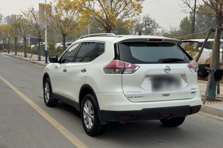 Used Nissan X-Trail 2016 2.5L CVT Sport Edition 4WD Exterior 5