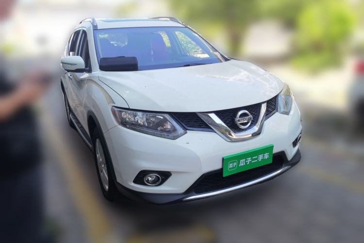 Used Nissan X-Trail 2016 2.5L CVT Sport Edition 4WD Front Right 45 Deg