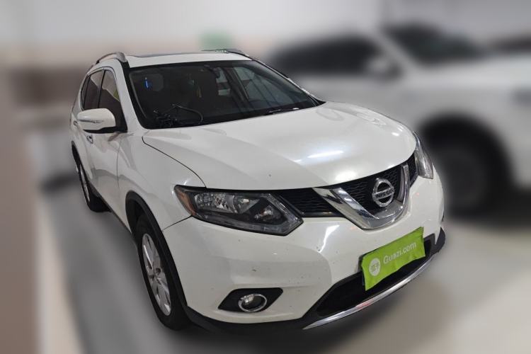 Used Nissan X-Trail 2016 2.0L CVT Smart Enjoyment Version 4WD Front Right 45 Deg