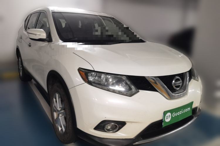 Used Nissan X-Trail 2016 2.0L CVT Smart Enjoyment Version 4WD Front Right 45 Deg