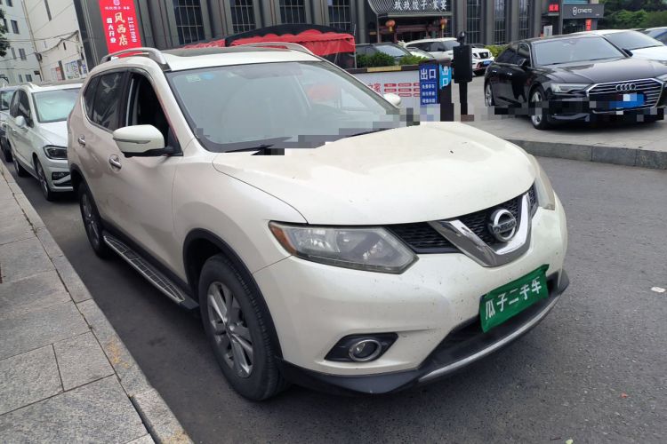 Used Nissan X-Trail 2016 2.5L CVT Sport Edition 4WD Front Right 45 Deg