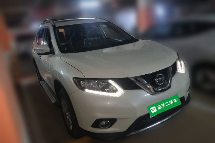 Used Nissan X-Trail 2016 2.5L CVT Sport Edition 4WD Front Right 45 Deg
