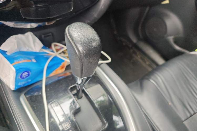 Used Nissan X-Trail 2016 2.0L CVT Smart Enjoyment Version 4WD Gear Lever