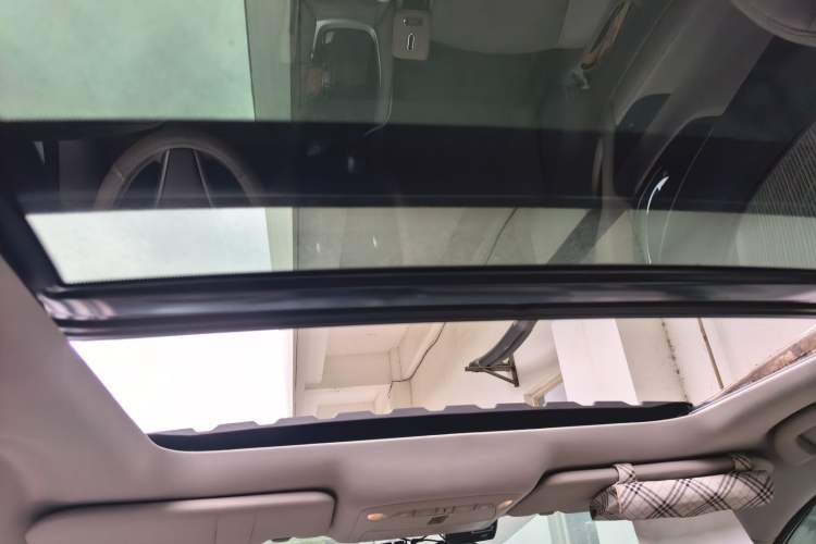 Used Nissan X-Trail 2016 2.5L CVT Sport Edition 4WD Headliner