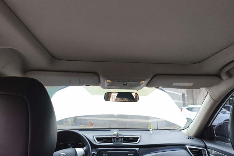 Used Nissan X-Trail 2016 2.5L CVT Sport Edition 4WD Headliner