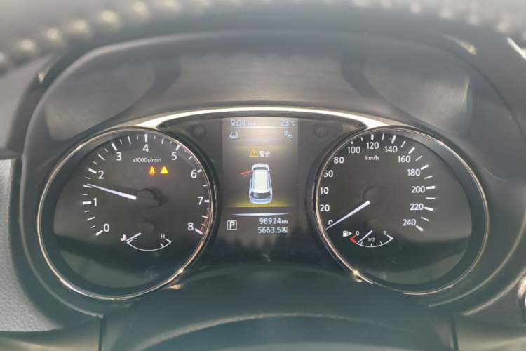 Used Nissan X-Trail 2016 2.5L CVT Sport Edition 4WD Instrument Cluster