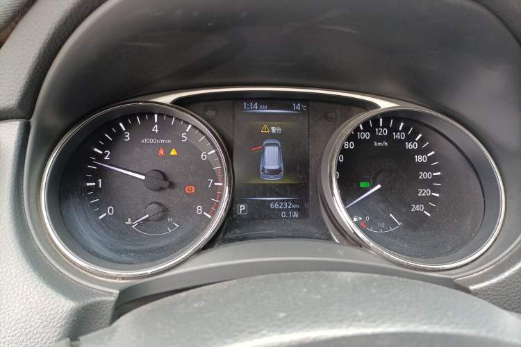 Used Nissan X-Trail 2016 2.0L CVT Smart Enjoyment Version 4WD Instrument Cluster