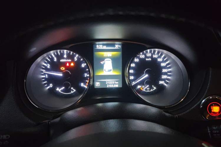 Used Nissan X-Trail 2016 2.0L CVT Smart Enjoyment Version 4WD Instrument Cluster