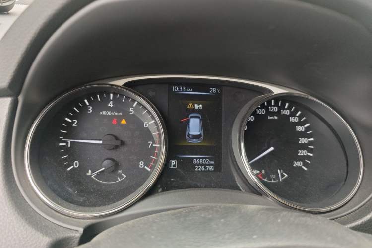 Used Nissan X-Trail 2016 2.0L CVT Smart Enjoyment Version 4WD Instrument Cluster
