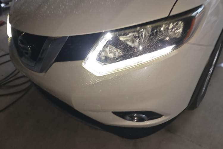 Used Nissan X-Trail 2016 2.0L CVT Smart Enjoyment Version 4WD Left Front Headlight