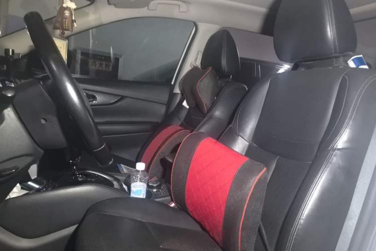 Used Nissan X-Trail 2016 2.5L CVT Sport Edition 4WD Left Front Seat
