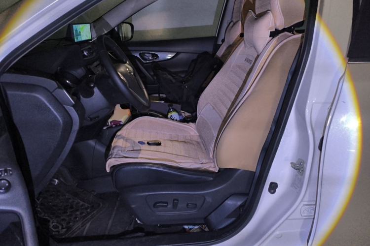 Used Nissan X-Trail 2016 2.5L CVT Sport Edition 4WD Left Front Seat
