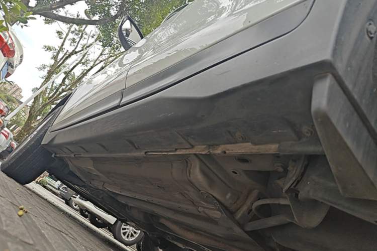 Used Nissan X-Trail 2016 2.0L CVT Smart Enjoyment Version 4WD Left Side Sill