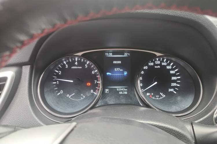 Used Nissan X-Trail 2016 2.0L CVT Smart Enjoyment Version 4WD Odometer Close Up