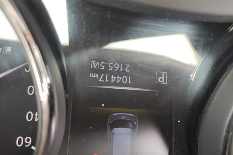Used Nissan X-Trail 2016 2.0L CVT Smart Enjoyment Version 4WD Odometer Close Up