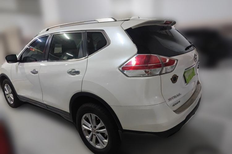 Used Nissan X-Trail 2016 2.0L CVT Smart Enjoyment Version 4WD Rear Left 45 Deg
