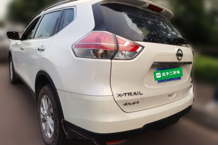 Used Nissan X-Trail 2016 2.0L CVT Smart Enjoyment Version 4WD Rear Left 45 Deg