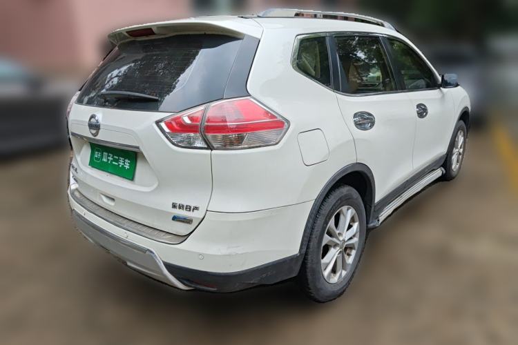 Used Nissan X-Trail 2016 2.0L CVT Smart Enjoyment Version 4WD Rear Right 45 Deg