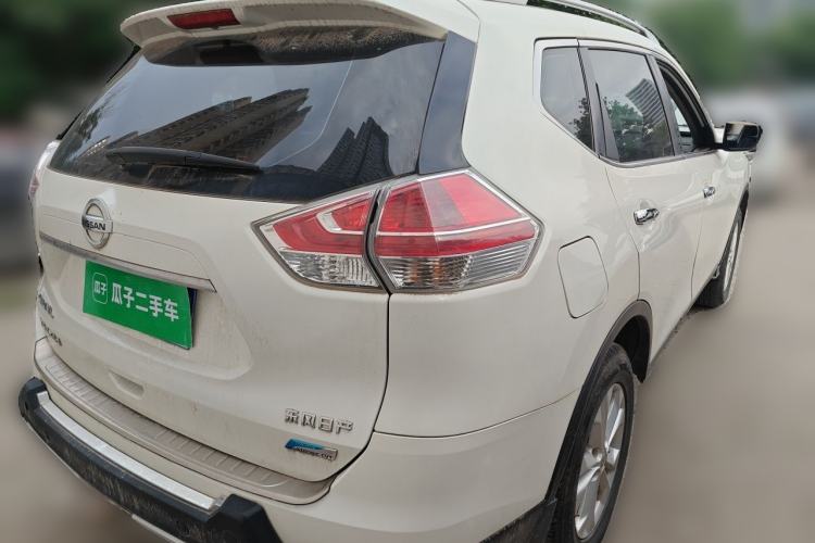 Used Nissan X-Trail 2016 2.5L CVT Sport Edition 4WD Rear Right 45 Deg