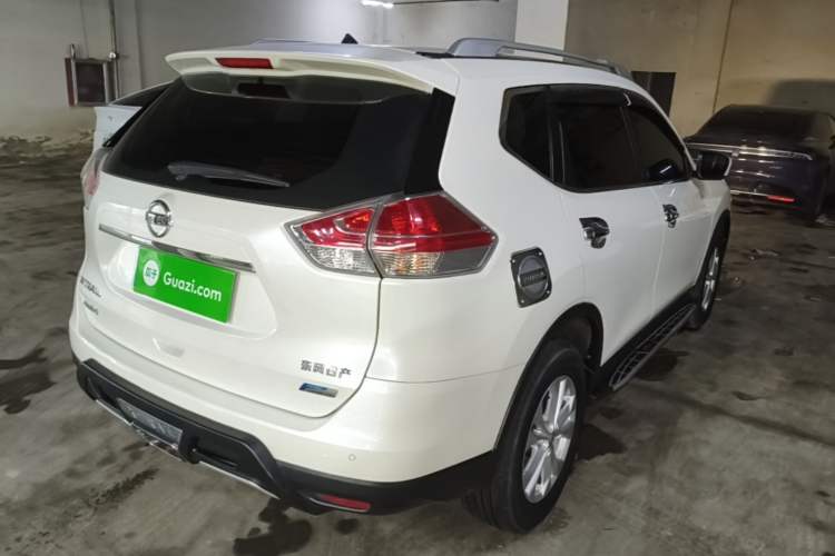 Used Nissan X-Trail 2016 2.0L CVT Smart Enjoyment Version 4WD Rear Right 45 Deg