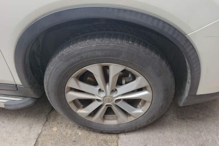 Used Nissan X-Trail 2016 2.0L CVT Smart Enjoyment Version 4WD Right Front Wheel Hub