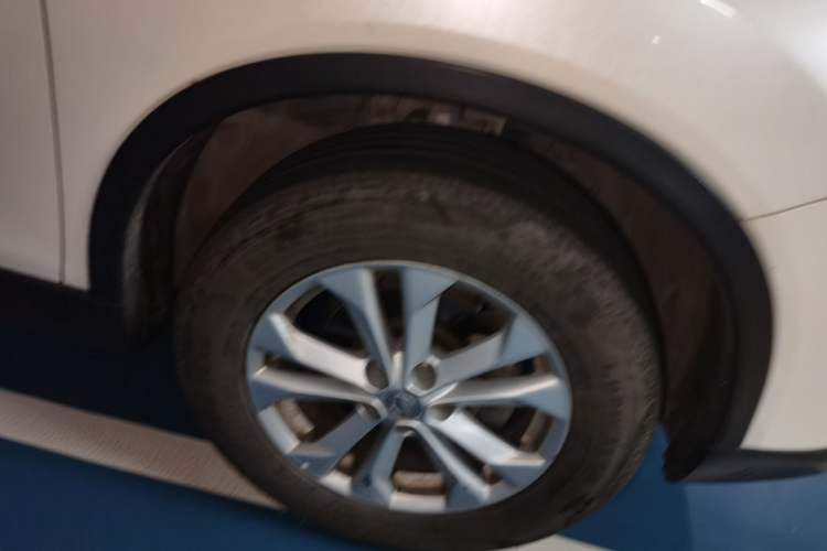 Used Nissan X-Trail 2016 2.0L CVT Smart Enjoyment Version 4WD Right Front Wheel Hub