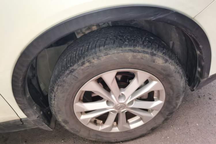 Used Nissan X-Trail 2016 2.0L CVT Smart Enjoyment Version 4WD Right Front Wheel Hub