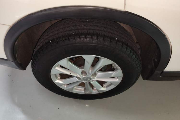 Used Nissan X-Trail 2016 2.0L CVT Smart Enjoyment Version 4WD Right Rear Wheel Hub