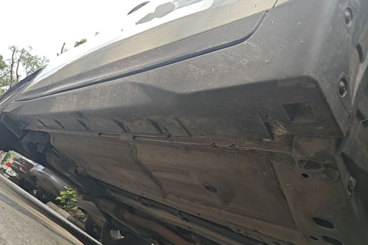 Used Nissan X-Trail 2016 2.0L CVT Smart Enjoyment Version 4WD Right Side Sill