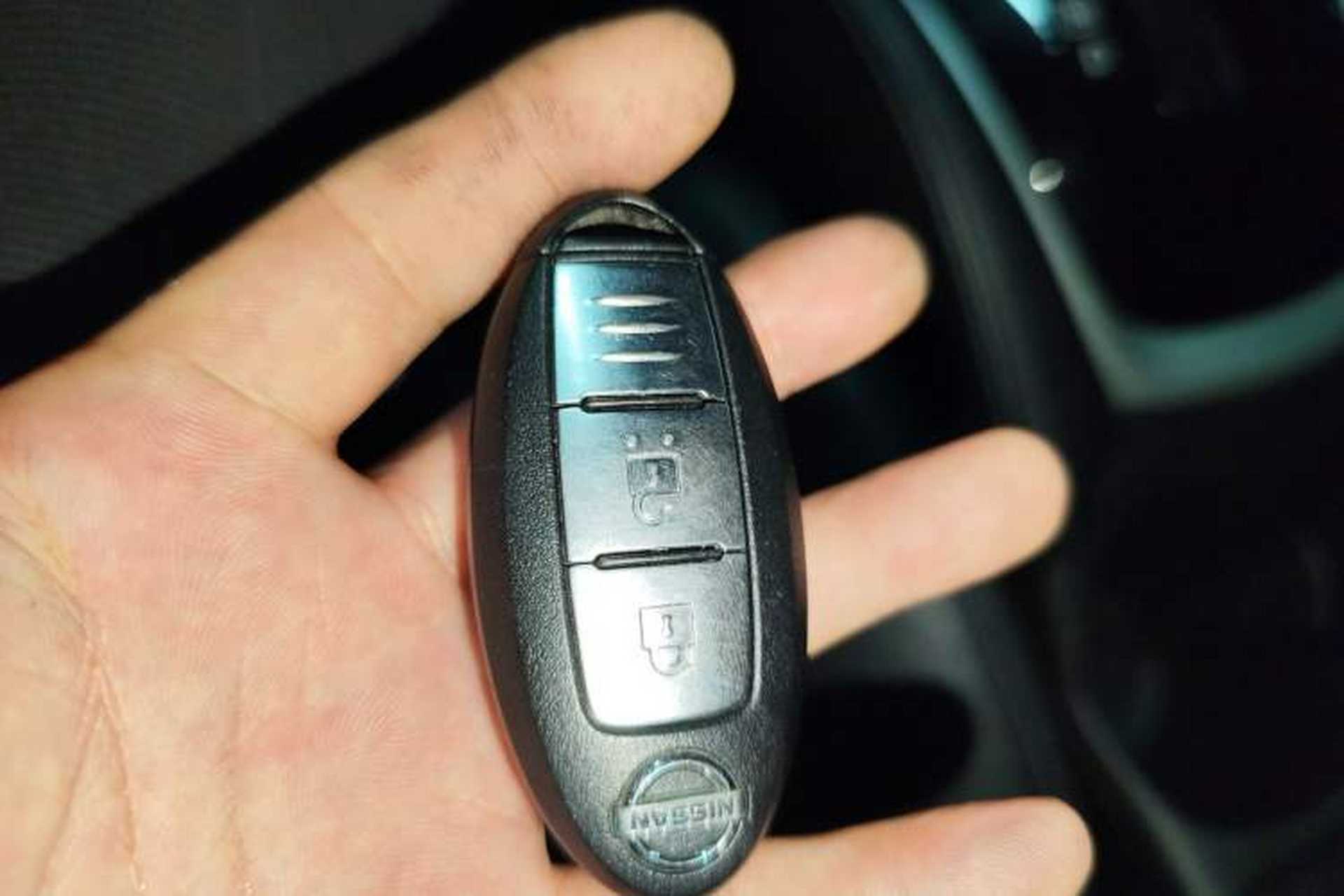 Used Nissan X-Trail 2016 2.0L CVT Smart Enjoyment Version 4WD Vehicle Key
