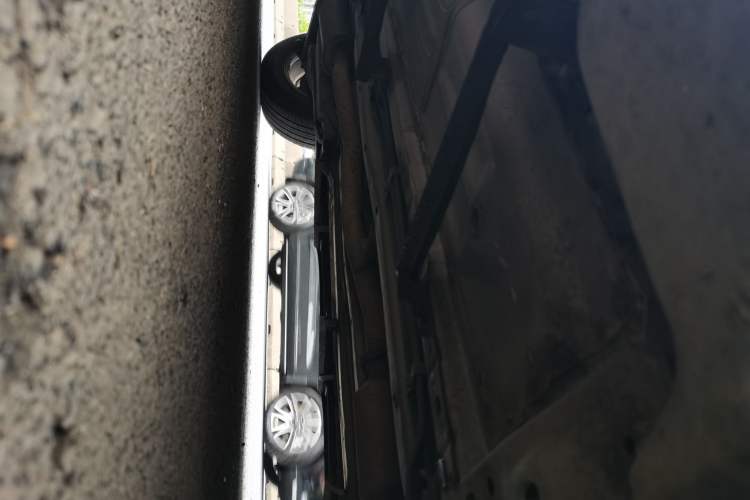 Used Nissan X-Trail 2016 2.0L CVT Smart Enjoyment Version 4WD Chassis Front Right