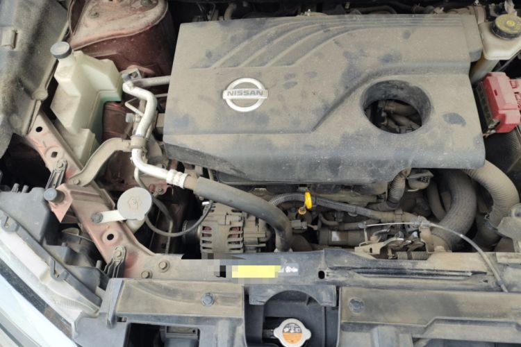Used Nissan X-Trail 2016 2.0L CVT Smart Enjoyment Version 4WD Engine Bay Right