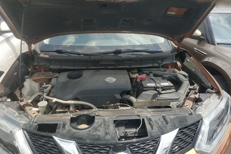 Used Nissan X-Trail 2016 2.5L CVT Sport Edition 4WD Engine Bay
